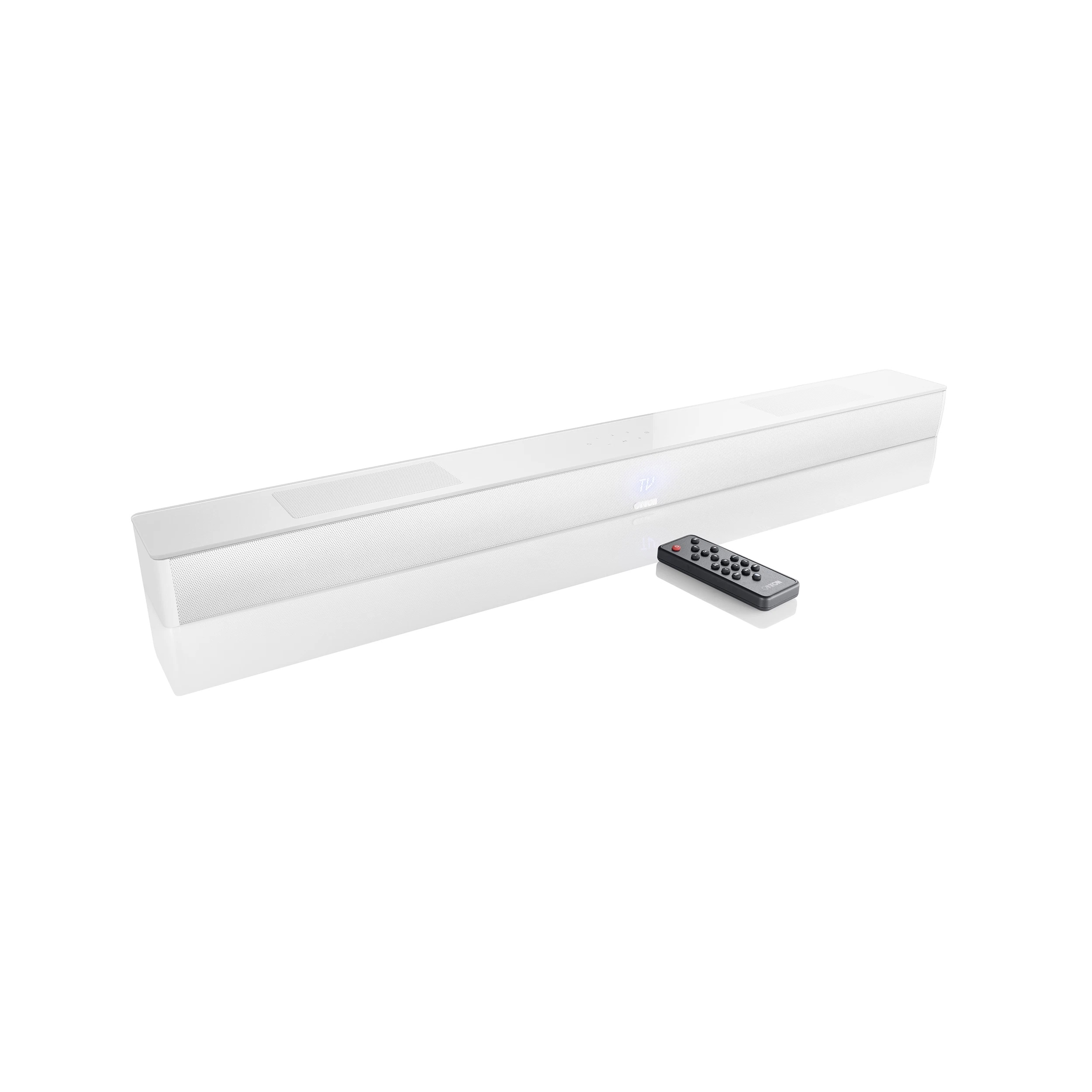 Ein weißer Soundbar mit Fernbedienung auf weißem Hintergrund.