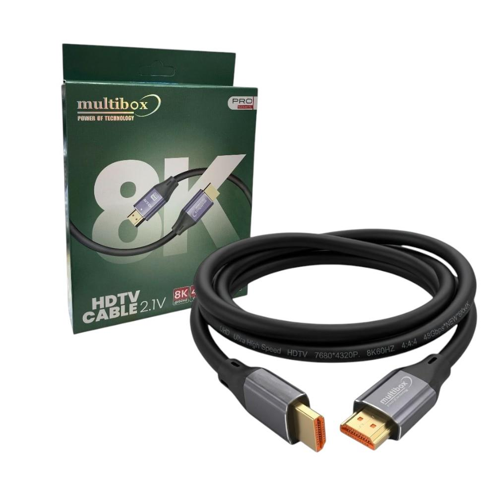 Altın kaplama HDMI konektörlü siyah Multibox 8K HDTV 2.1V kablosu ambalajının yanında duruyor.