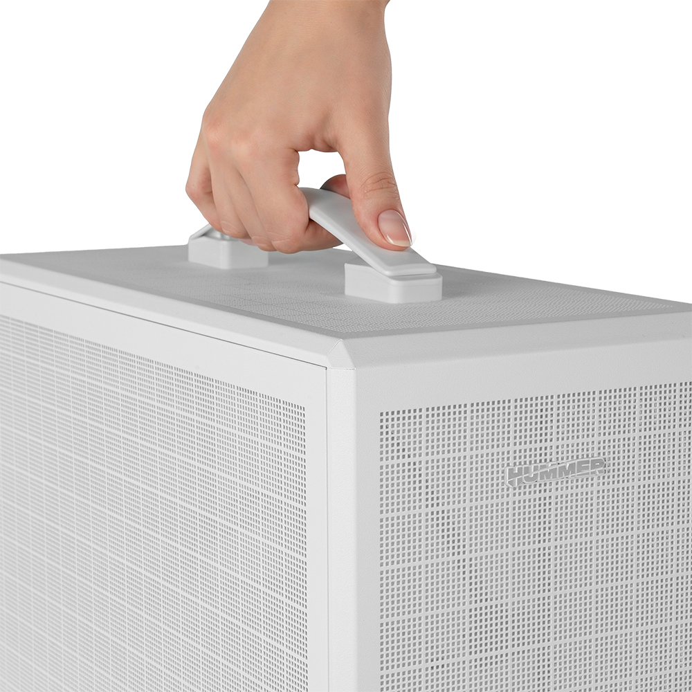 Una mano levanta un maletín blanco con asa de transporte.