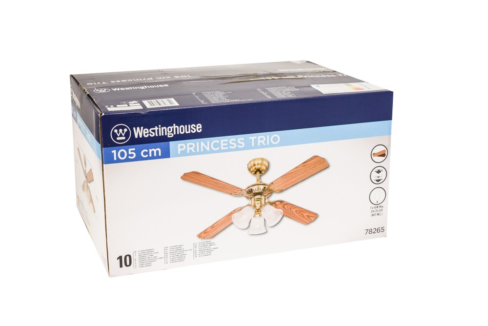 Verpackung eines Westinghouse Deckenventilators mit Holzblättern und Lichtern.