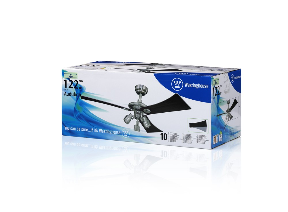 Verpackung eines Westinghouse Deckenventilators mit 122 cm Rotorblattdurchmesser.