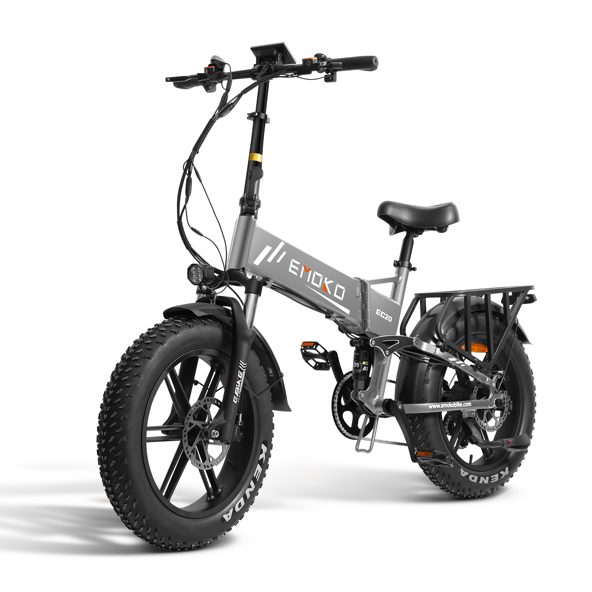 Bici elettrica pieghevole grigia con pneumatici larghi e portapacchi, vista frontale.