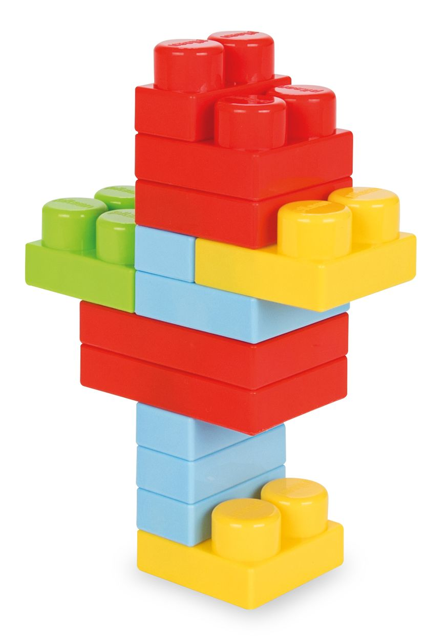 Una torre de bloques de construcción coloridos: rojo, amarillo, azul y verde.