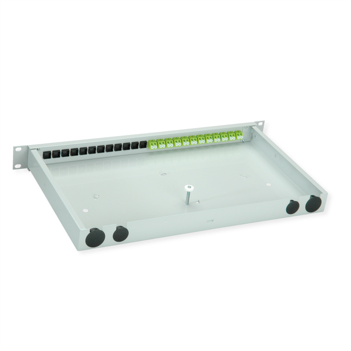Ein graues Rack-Panel mit schwarzen und grünen Anschlüssen, auf weißem Hintergrund.