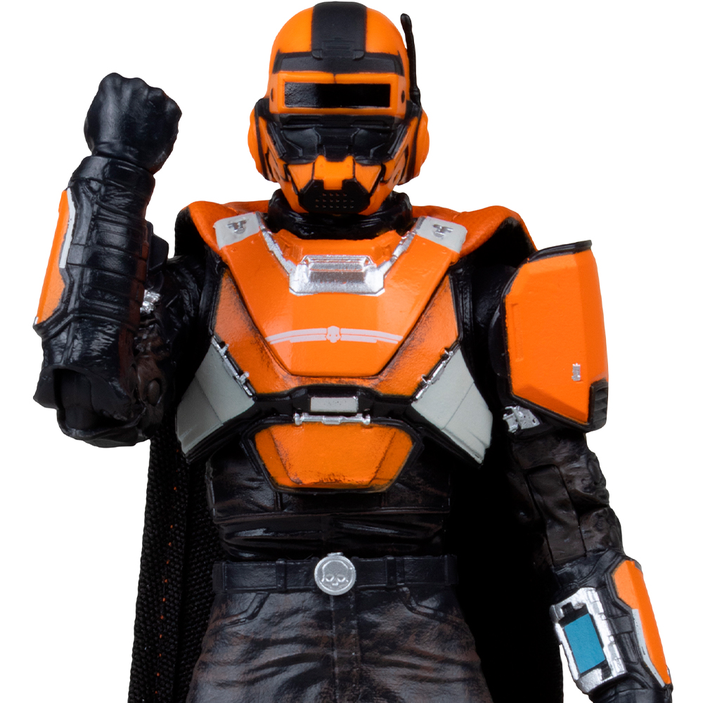 Eine orange-schwarze Actionfigur mit gepanzertem Oberkörper und erhobener Faust.