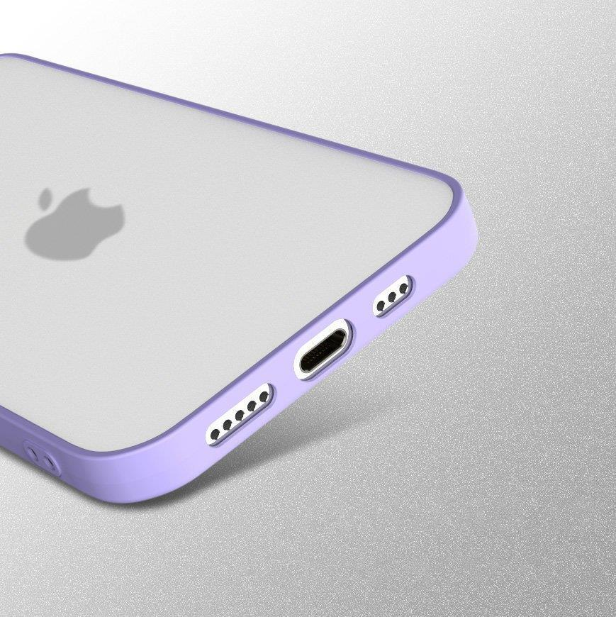 Lila Hülle für ein iPhone mit Apple-Logo. Seitenansicht mit Anschlüssen.