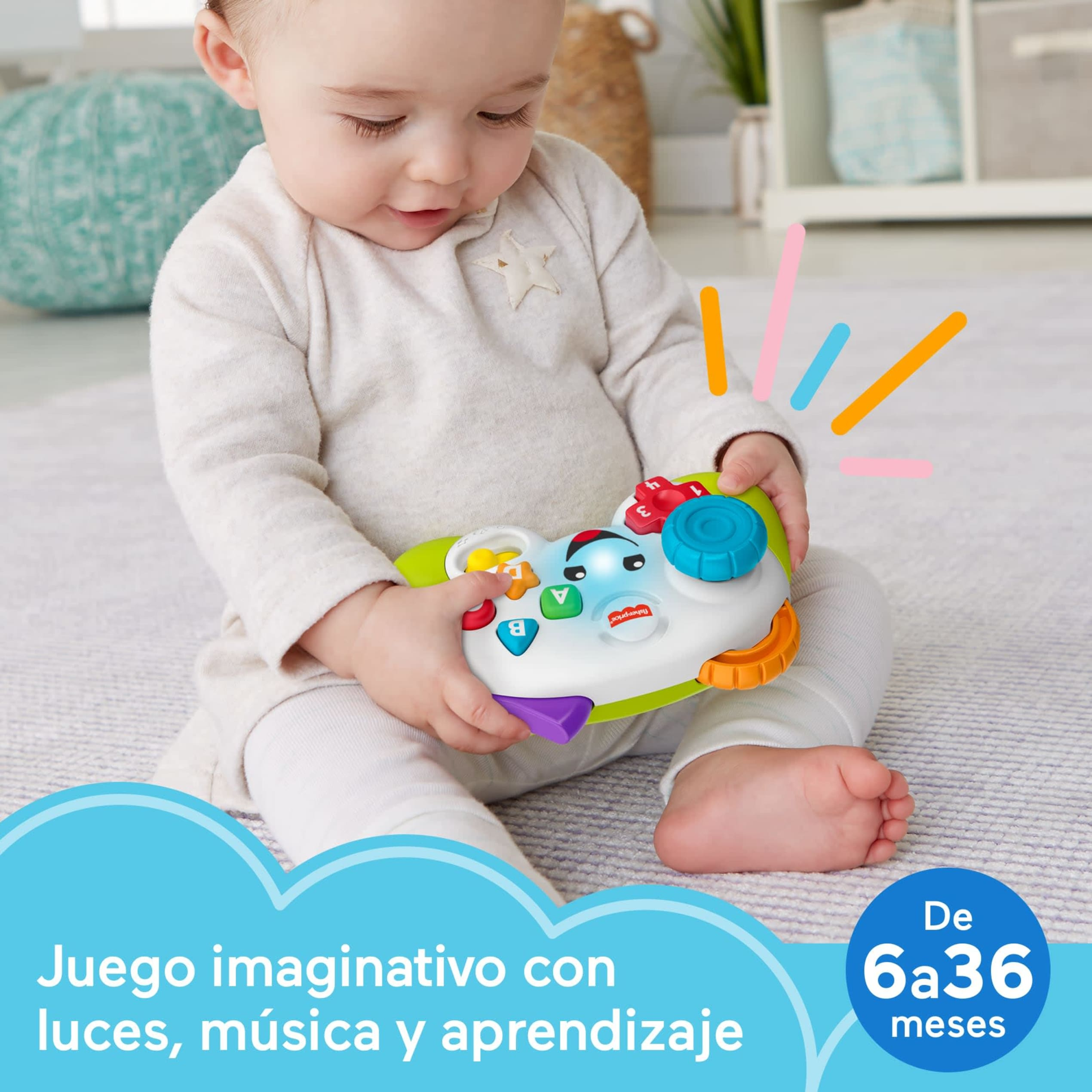 Un bebé juega con un juguete de aprendizaje colorido con botones y luces.