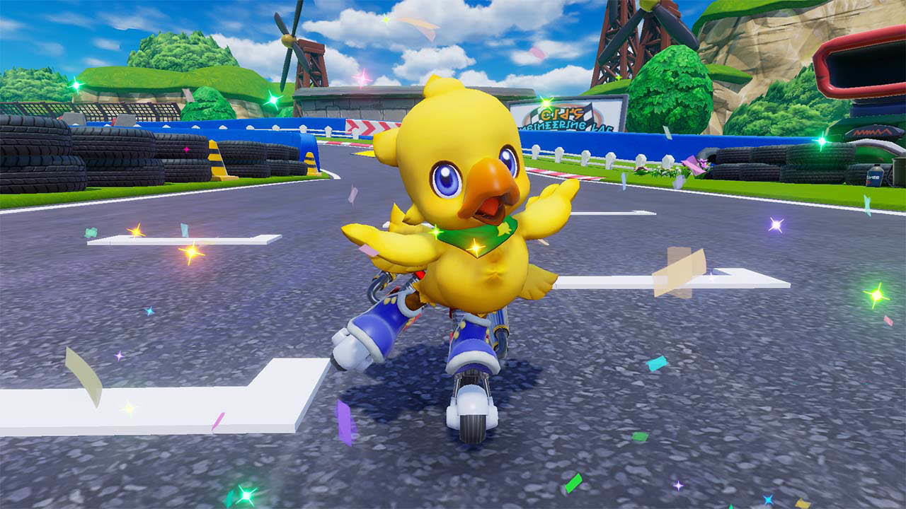 Un chocobo giallo con bandana verde pattina su una pista da corsa.