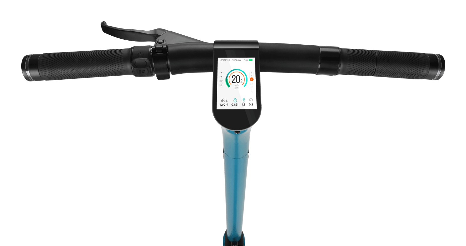 Manubrio monopattino elettrico blu con display digitale che mostra 20,8 km/h.