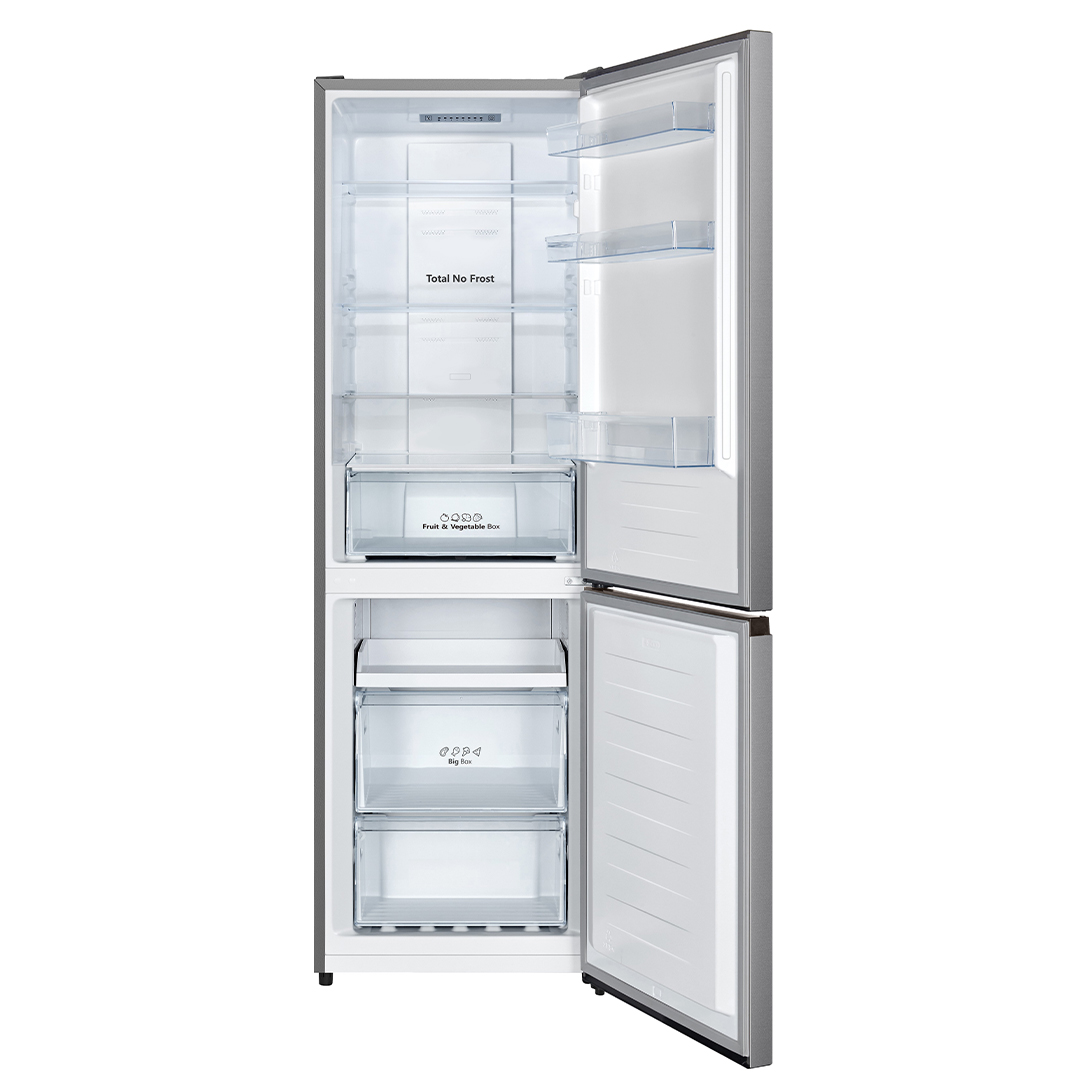 Refrigerador plateado abierto con estantes y cajones transparentes. Caja Fruta y Verdura visible.