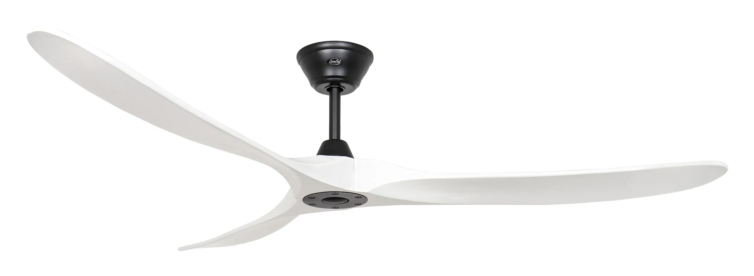Un ventilatore da soffitto bianco a tre pale con alloggiamento nero.