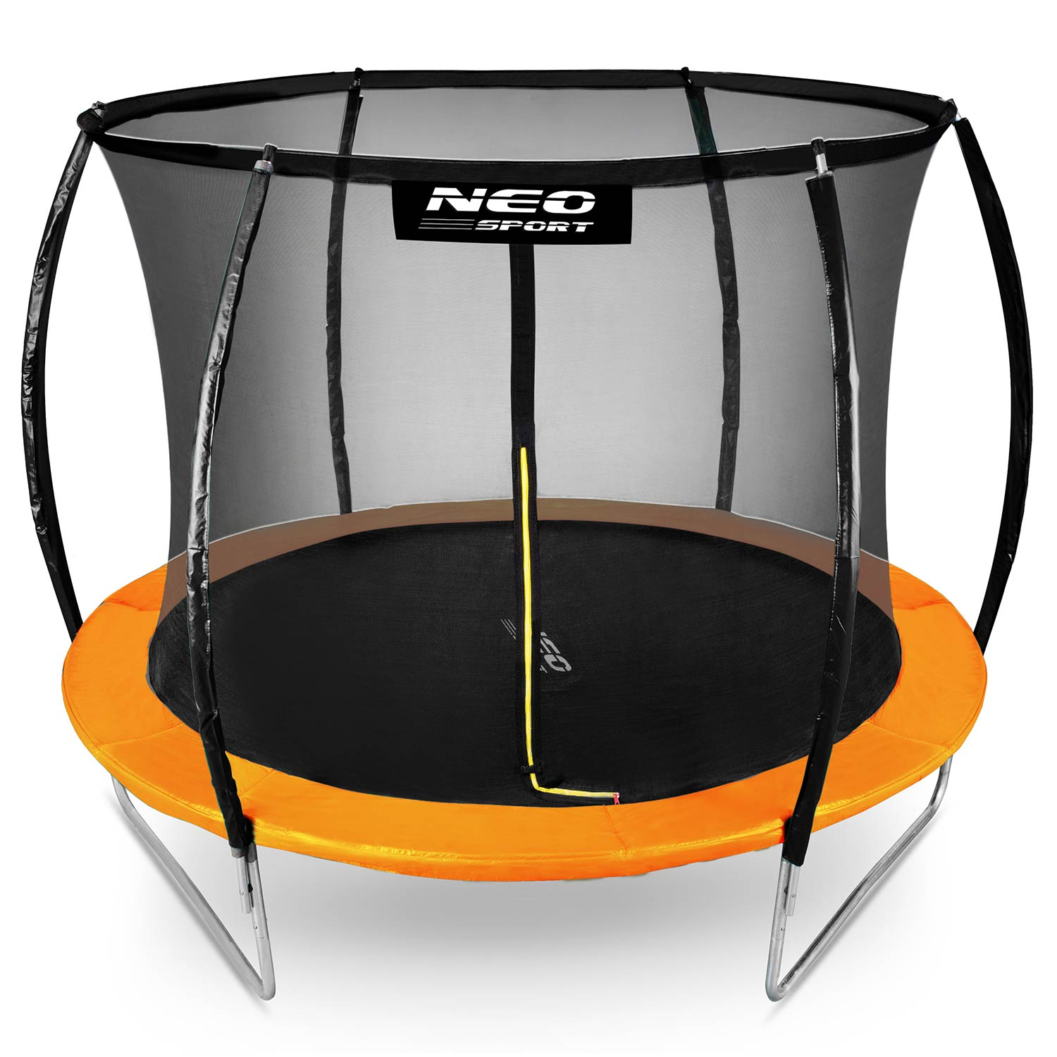 Un trampolín redondo con lona negra, acolchado naranja y red de seguridad.