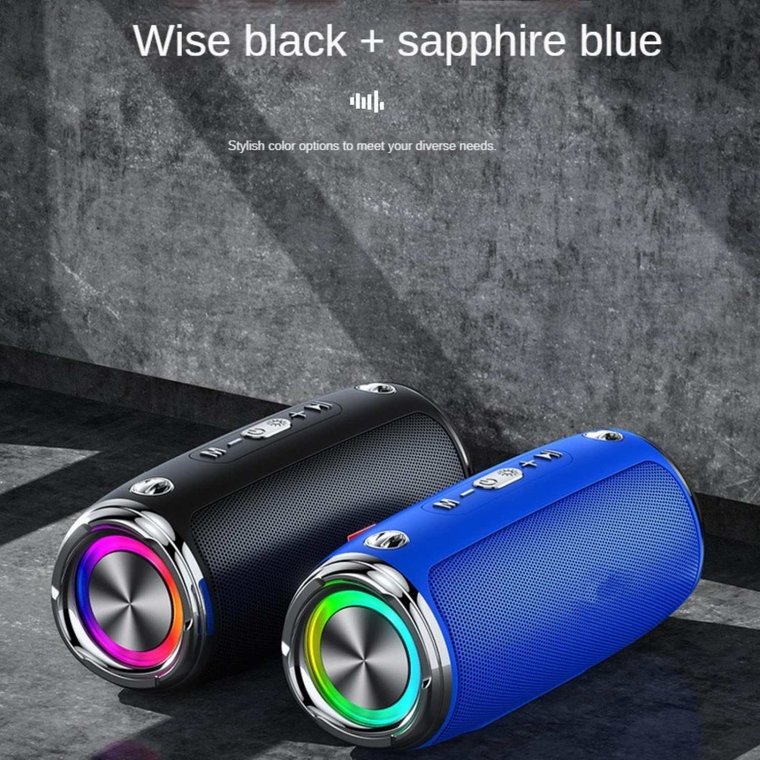 Zwei tragbare Bluetooth-Lautsprecher, einer schwarz und einer saphirblau, mit leuchtenden, farbigen LED-Ringen an ihren Enden.