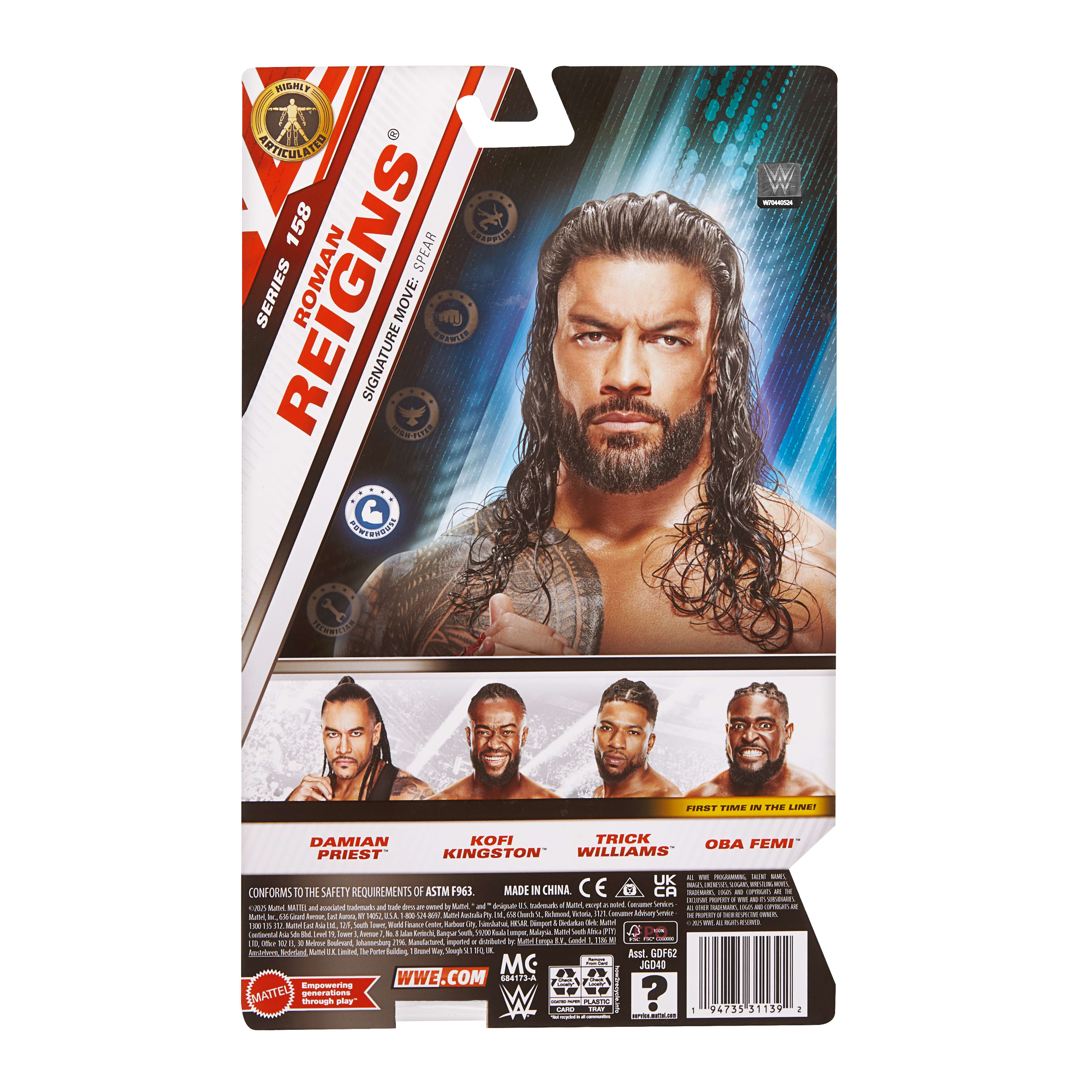 Verpackung einer Roman Reigns Actionfigur mit Bildern von Damian Priest, Kofi Kingston, Trick Williams und Obar Femi.