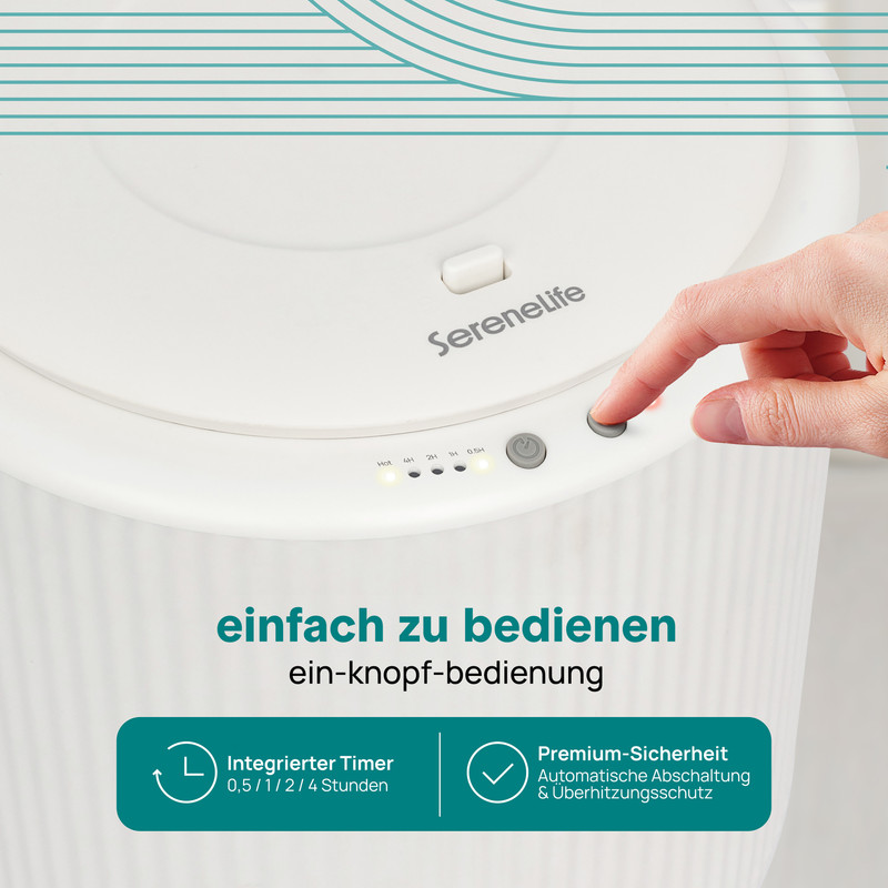 Eine Hand drückt einen Knopf auf einem weißen Gerät mit Timer-Anzeige.