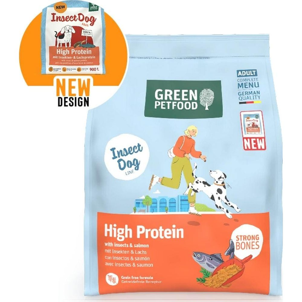Eine Tüte Green Petfood Insect Dog Hochprotein-Hundefutter mit einer Mädchen- und Hundeillustration.
