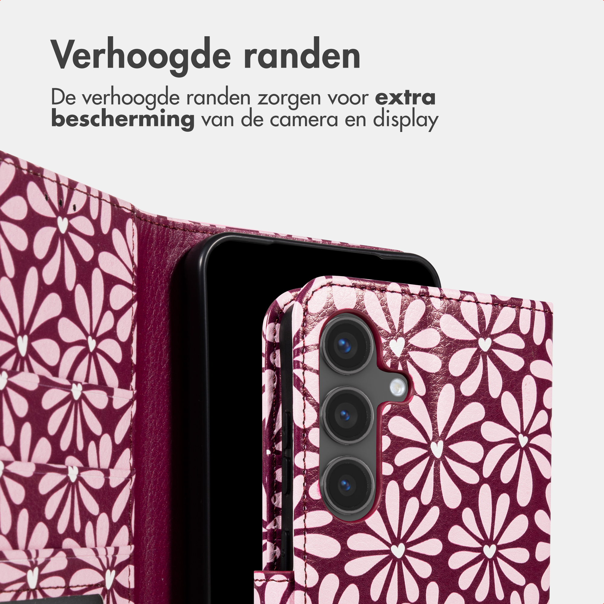 Una custodia per telefono rosso scuro con motivo floreale, che mostra una fotocamera.