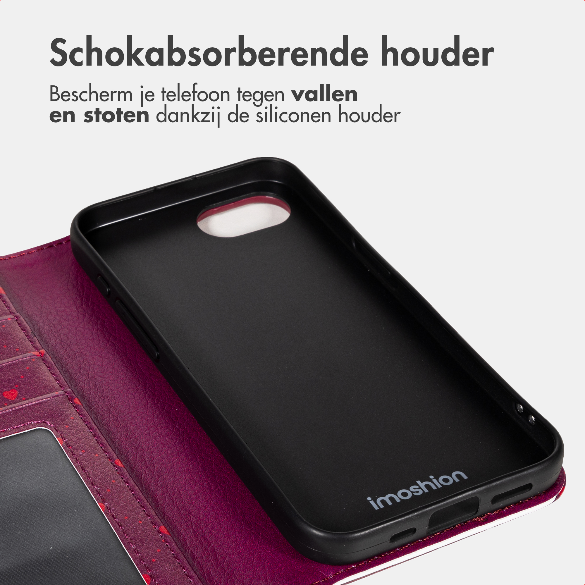 Custodia in silicone nera accanto a una custodia viola. Logo Imoshion.