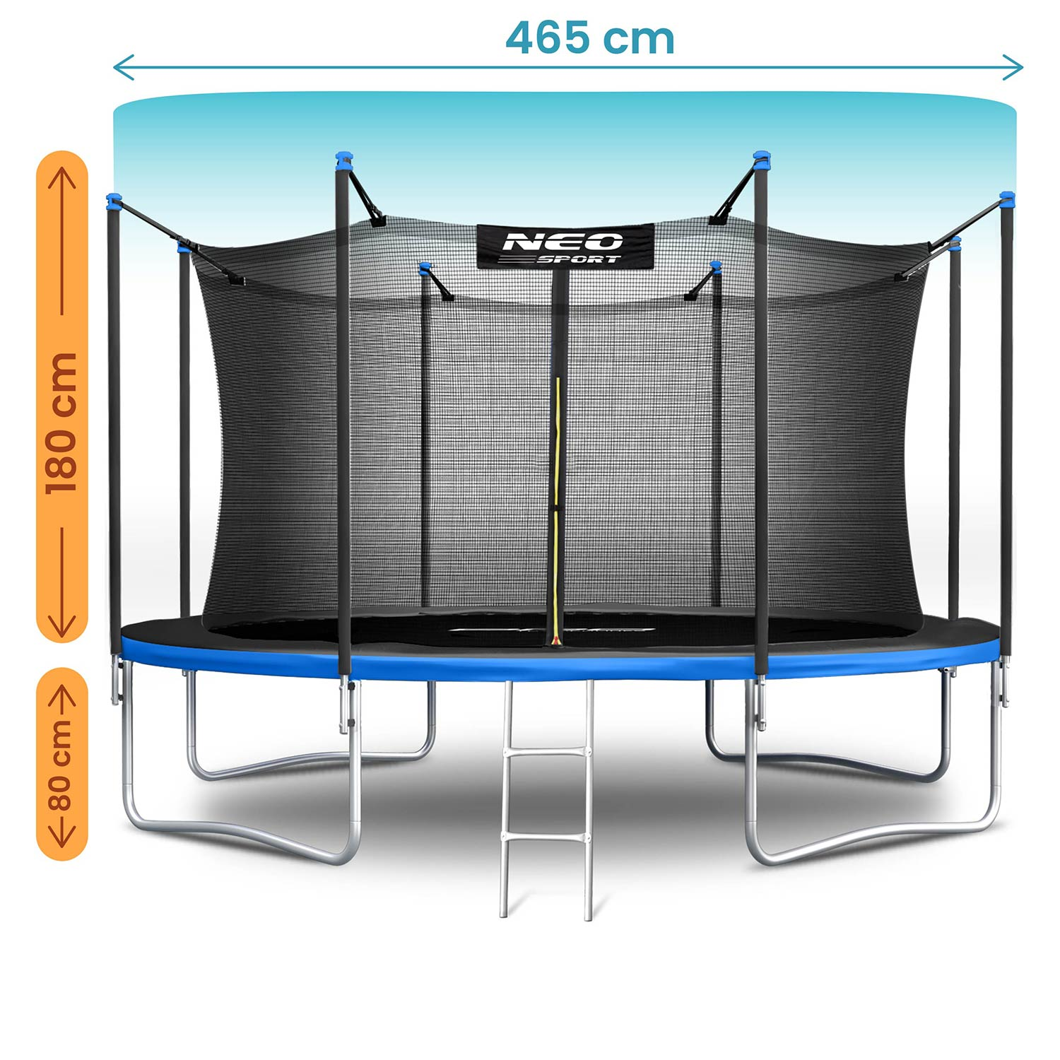 Czarno-niebieska trampolina z siatką bezpieczeństwa i drabiną, wymiary 465 cm szerokości, 180 cm wysokości siatki, 80 cm wysokości podstawy.