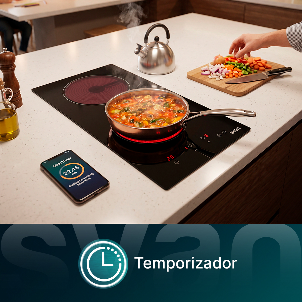 Una vitrocerámica con una sartén, un teléfono y un hervidor. Verduras cortadas cerca.