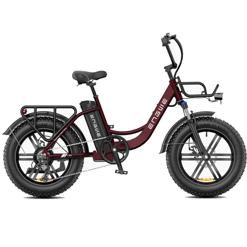 Ein burgunderrotes Fat-Tire-E-Bike mit Gepäckträgern vorne und hinten.