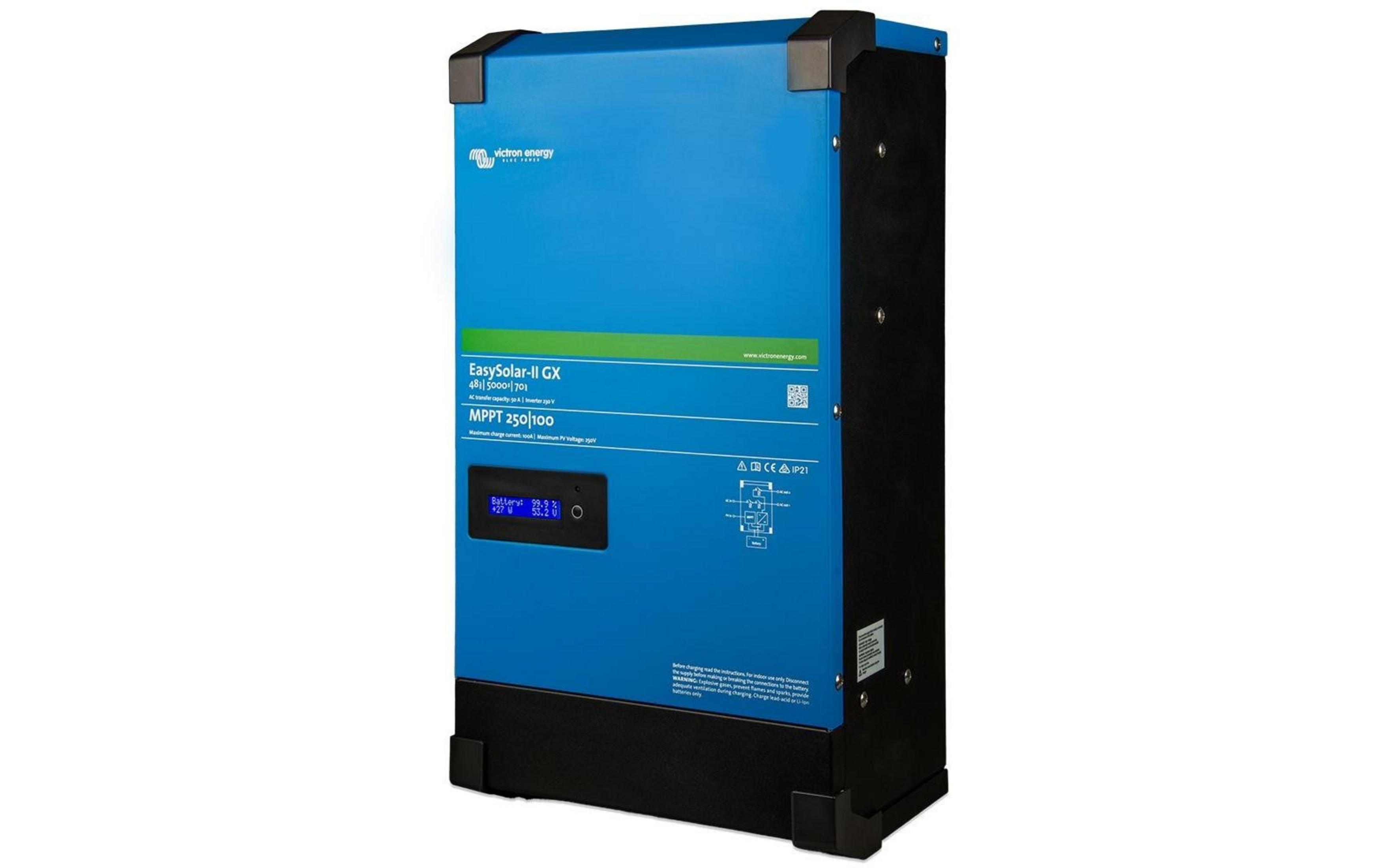Ein blauer Victron Energy EasySolar-II GX Wechselrichter mit Anzeige des Batteriestatus auf weißem Hintergrund.