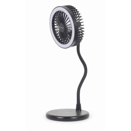 Un ventilador de escritorio negro con una luz circular alrededor de su rejilla, unido a un soporte flexible de cuello de cisne y una base redonda.
