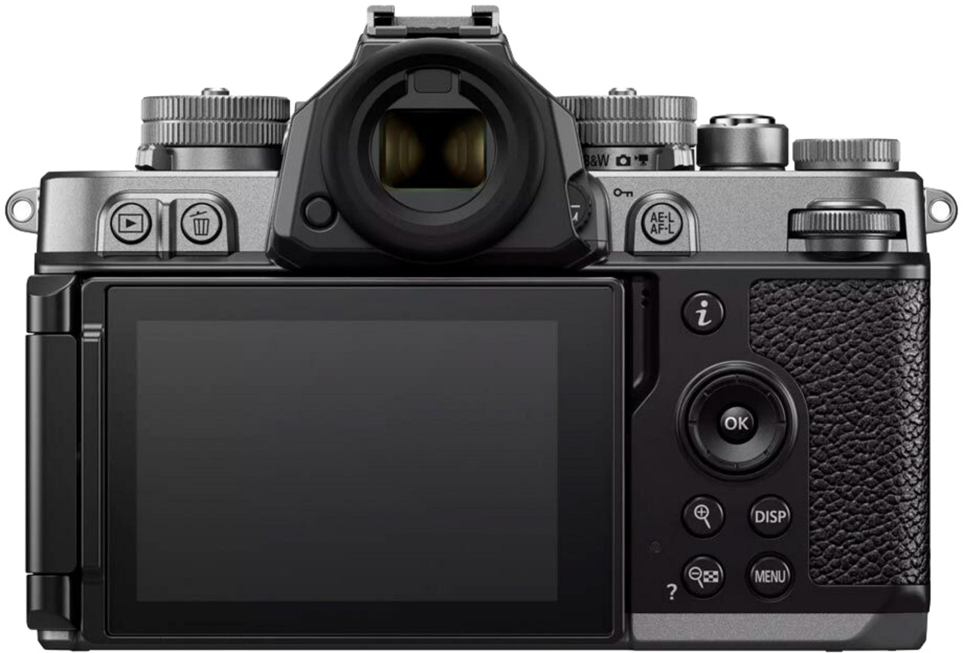 Achterkant van een zilverkleurige digitale camera met LCD-scherm en knoppen.