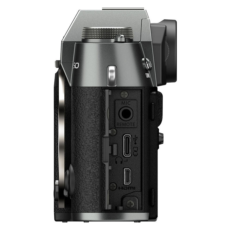 Graue Digitalkamera im Seitenprofil mit Anschlüssen wie Mic, USB-C und HDMI.