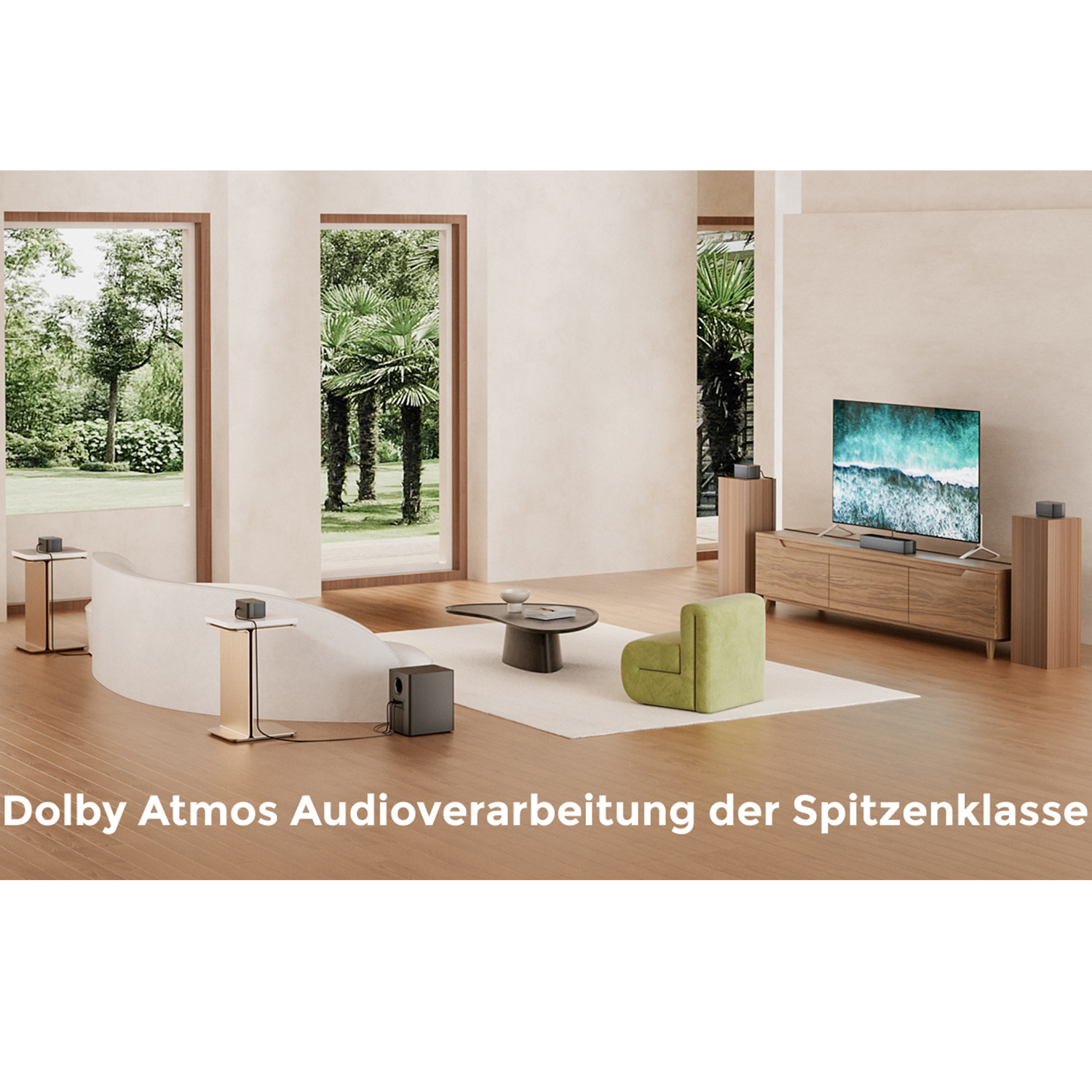 Ein modernes Wohnzimmer mit TV, Sofa, Couchtisch und großen Fenstern mit Blick ins Grüne.