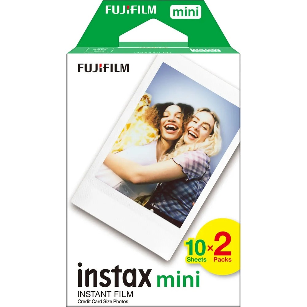 Fotoğrafta gülen iki kadın bulunan Fujifilm Instax Mini anında film kutusu.