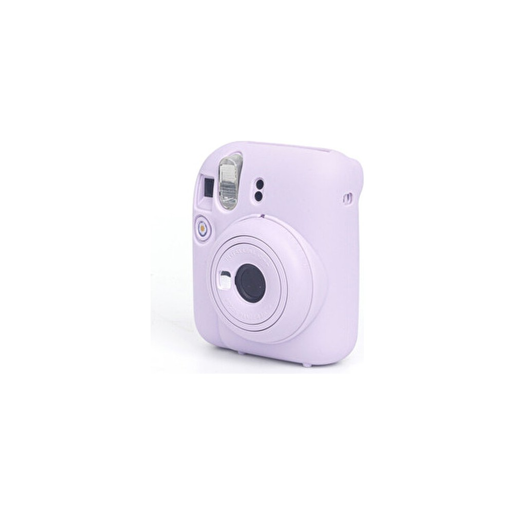 Lensli ve flaşlı lavanta rengi anlık fotoğraf makinesi.