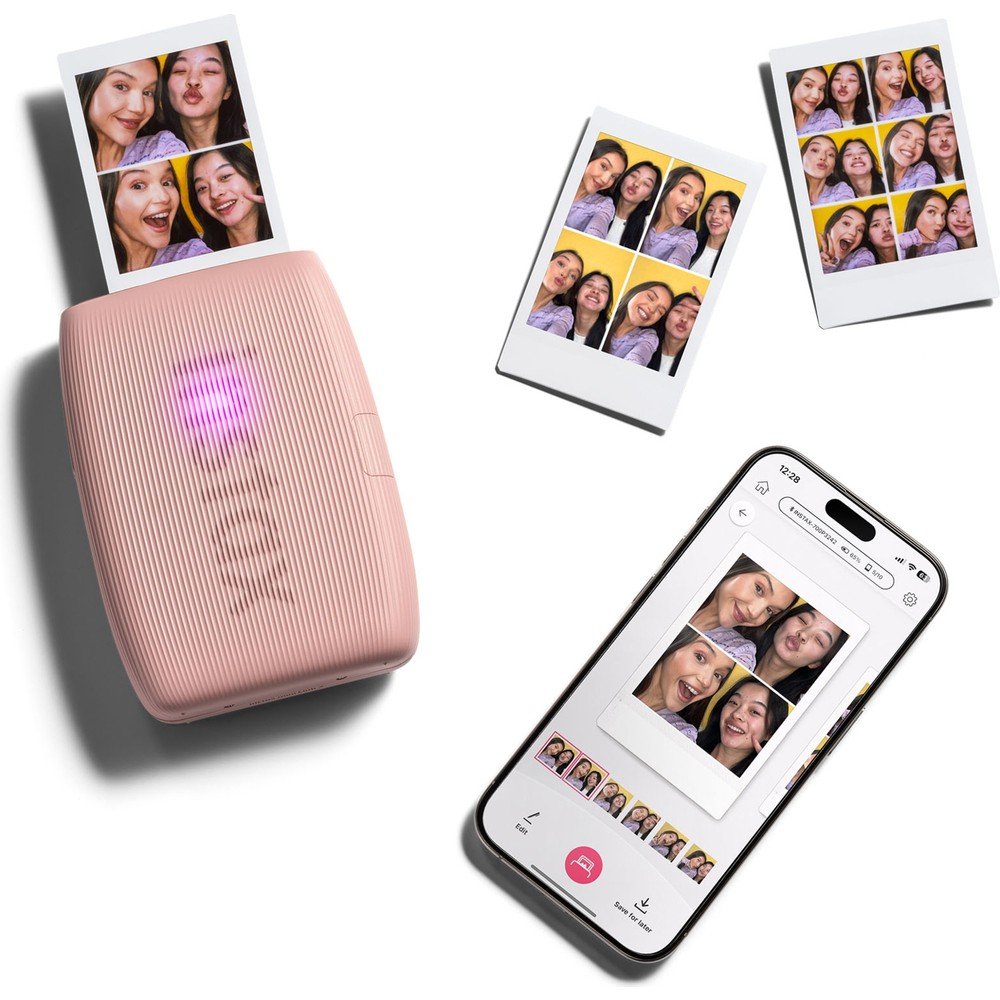 Genç kadınların fotoğrafları ve akıllı telefon bulunan pembe bir yazıcı.