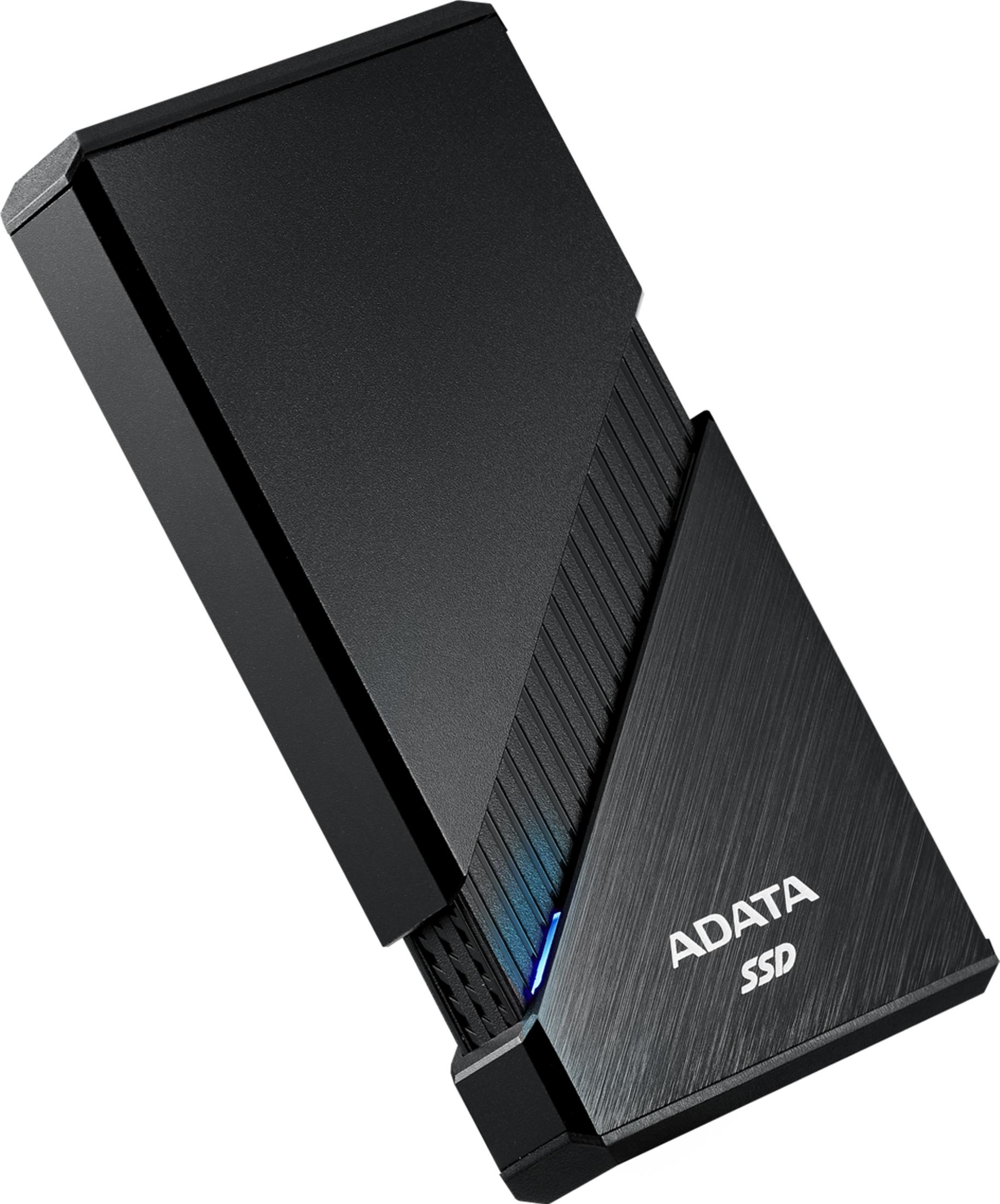 Schwarze ADATA SSD mit gebürsteter Metalloberfläche und blauer LED.