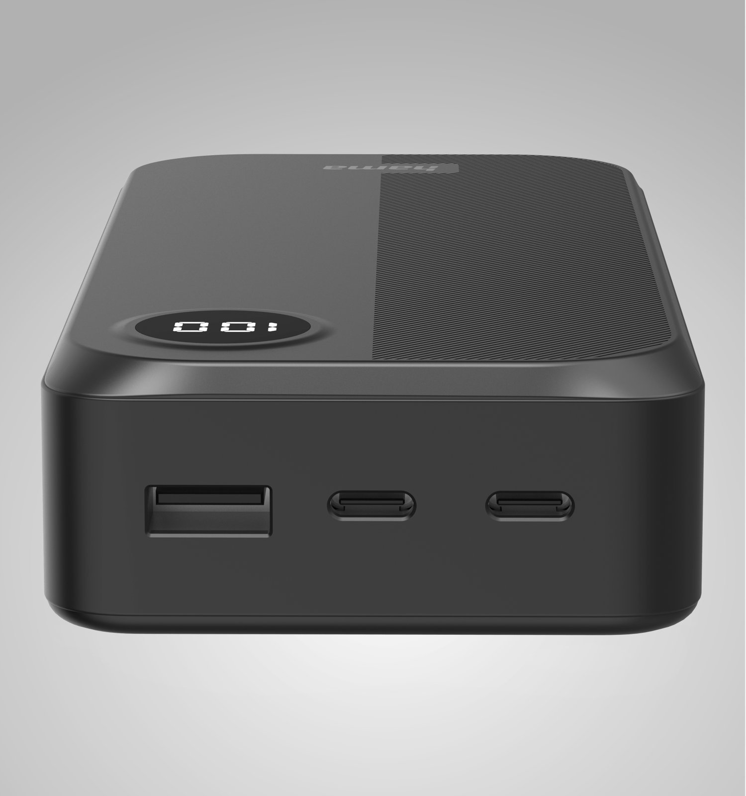 Power bank nero con USB-A, due porte USB-C e display digitale.