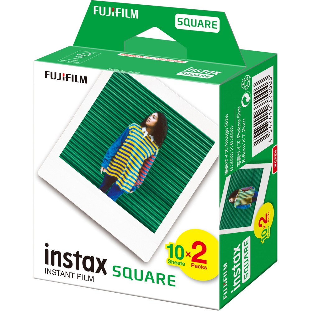 Kadın fotoğrafı olan Fujifilm Instax Square anında film kutusu.