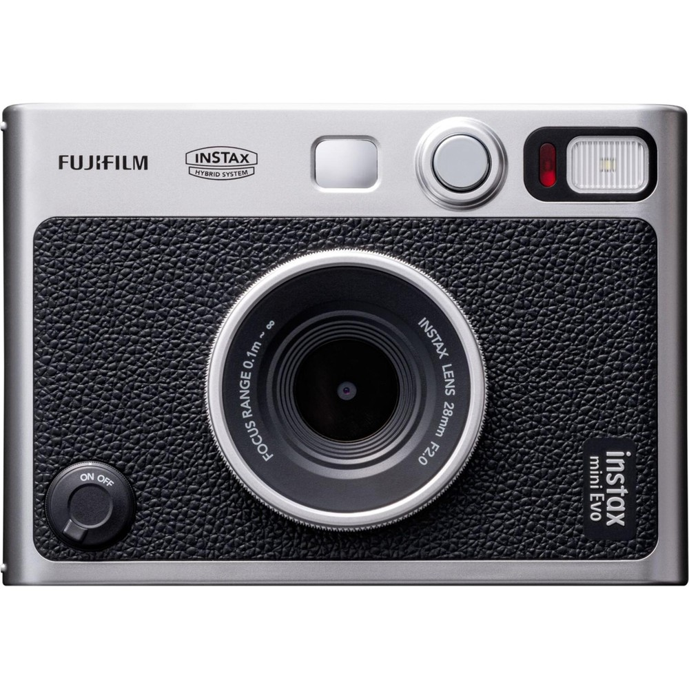 Siyah dokulu ön, lens ve flaşlı gümüş Fujifilm Instax mini Evo kamera.