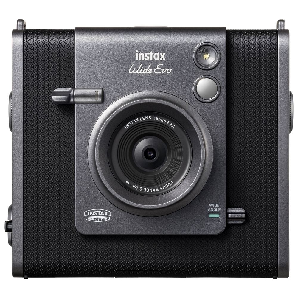 Siyah dokulu gövdeye ve büyük lense sahip gri Instax Wide Evo kamera.