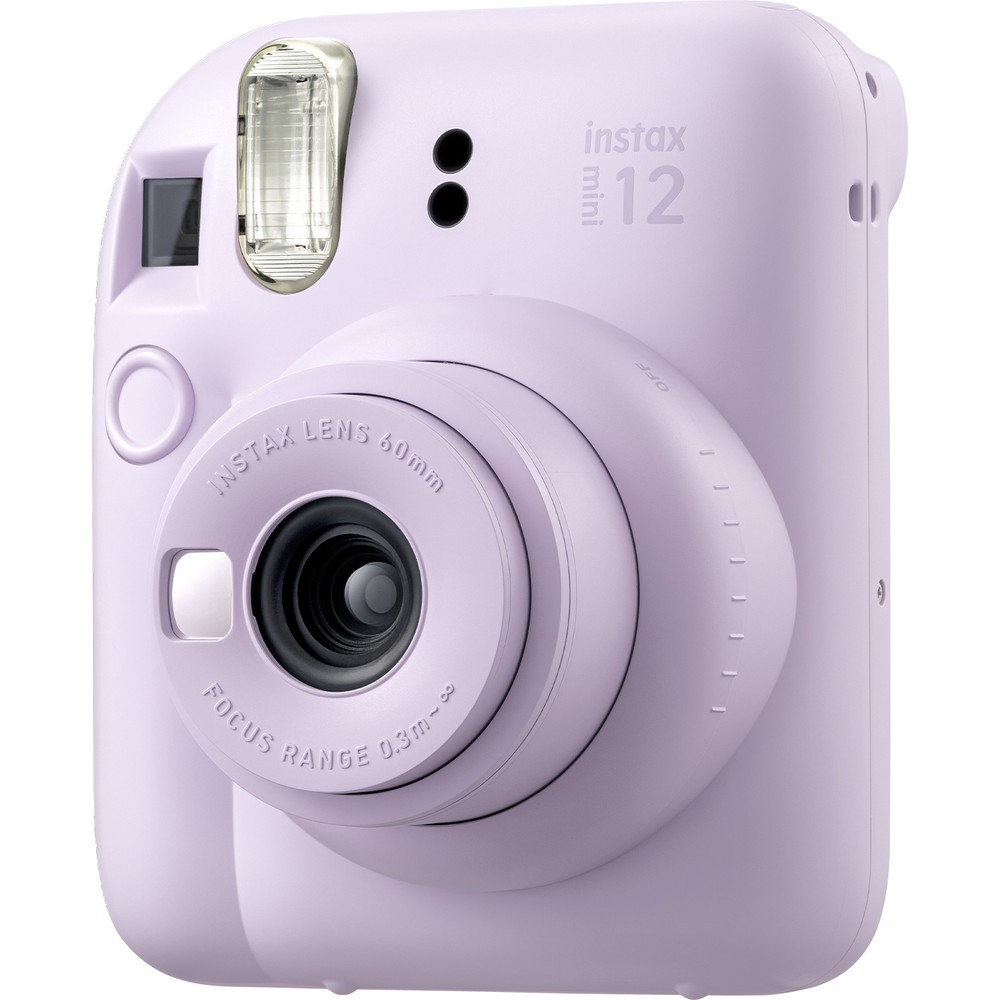 Lensli, flaşlı ve Instax Mini 12 logolu açık mor anında fotoğraf makinesi.