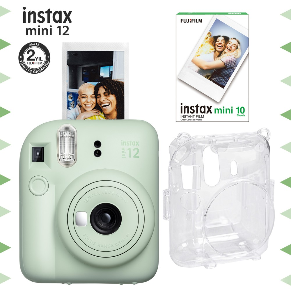 Şeffaf koruyucu kılıfı ve film paketiyle nane yeşili Instax Mini 12 kamera.