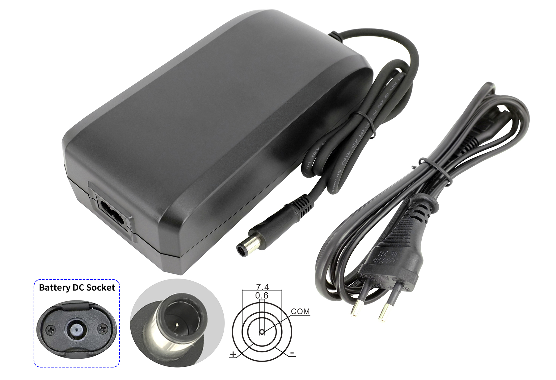 Schwarzes Netzteil mit DC-Buchse, Kabel und Stecker. Detailansicht der Buchse.