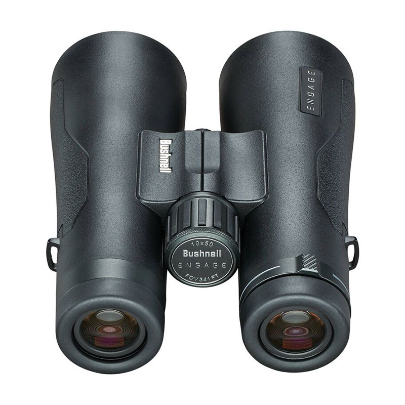 Schwarze Bushnell Engage 10x50 Ferngläser mit Fokusrad und sichtbarem Markennamen.