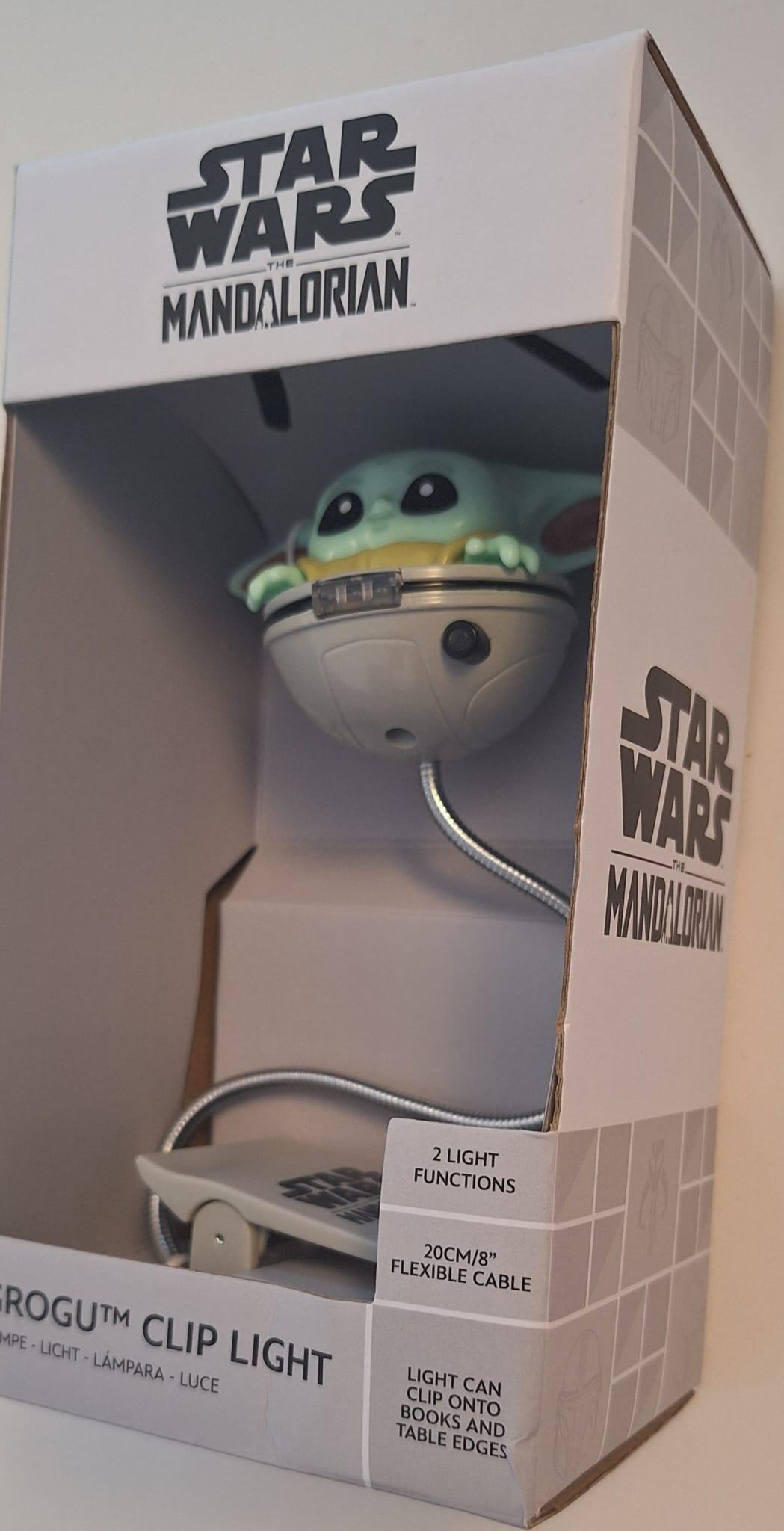 Lampka klips Star Wars Grogu z elastycznym kablem i uchwytem na książki.