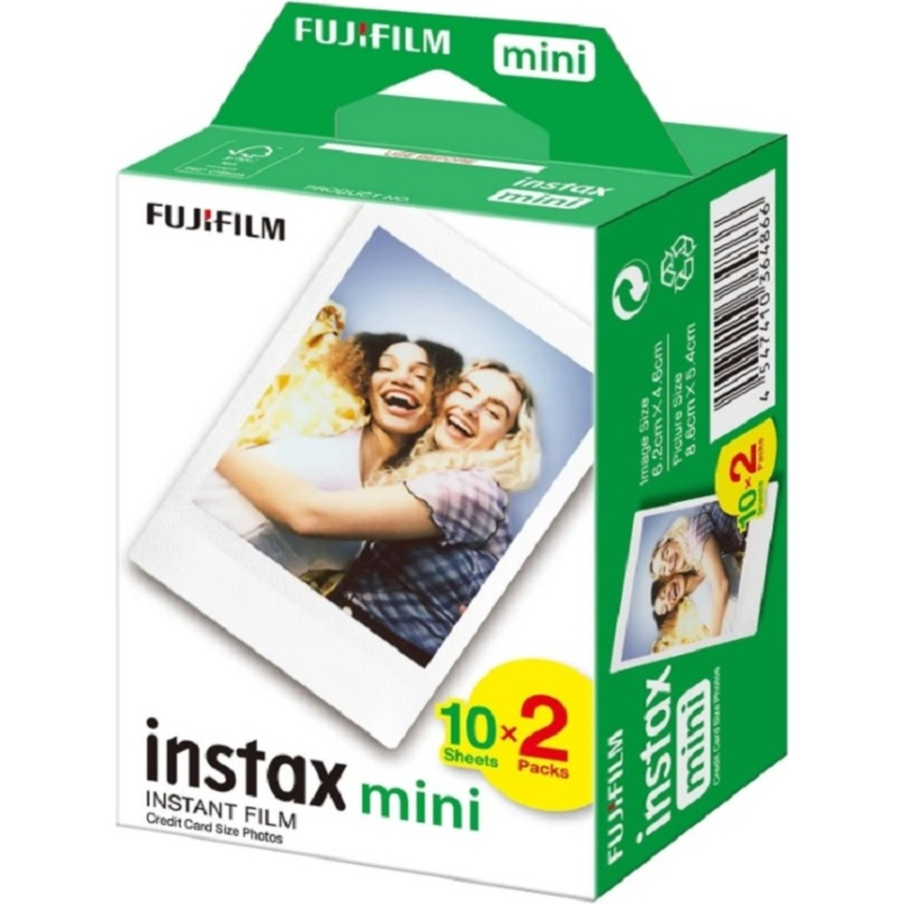 Fujifilm Instax Mini anında film kutusu, sarılan iki mutlu kadın gösteriyor.
