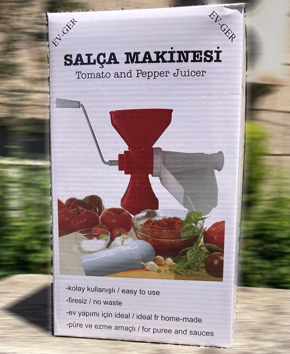 Kırmızı beyaz domates ve biber salça makinesi, kulp ve malzemeler.