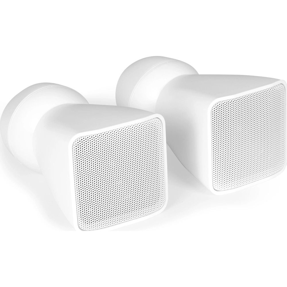 Dos altavoces blancos cuadrados con frentes perforados se muestran sobre un fondo blanco.