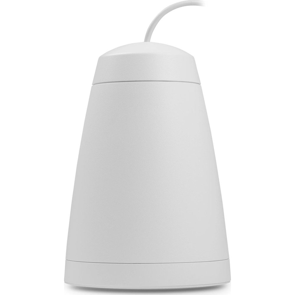 Una lámpara blanca con forma de cono con cable blanco sobre fondo blanco.