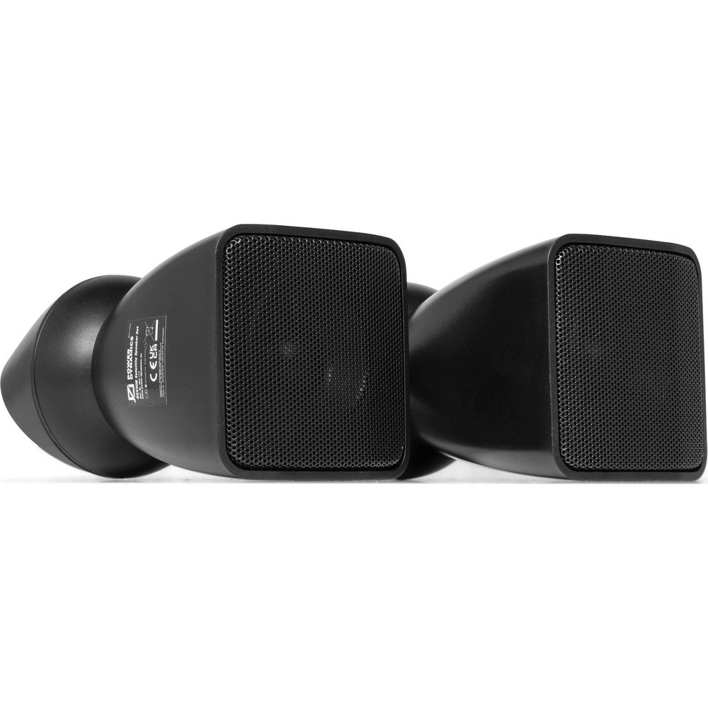 Se muestran dos altavoces negros en forma de cubo con frontal de malla de lado.