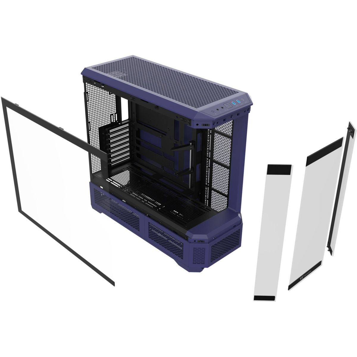Ein lila Computergehäuse mit abgenommenen Glastür und Frontplatten, vor weißem Hintergrund.