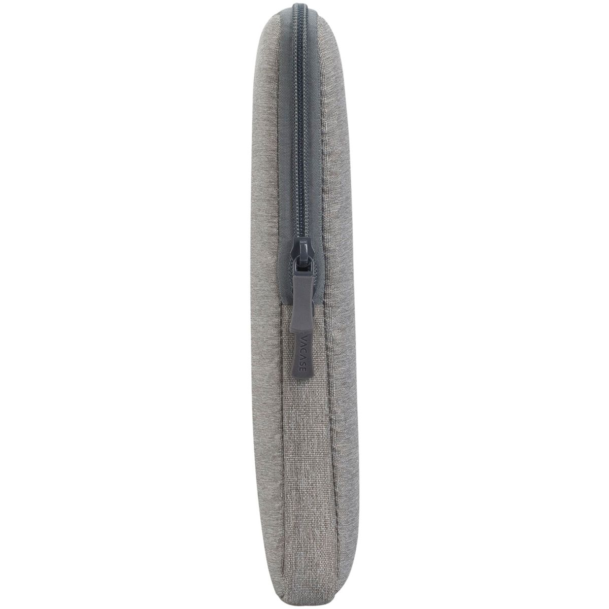 Funda de tela gris con cremallera y logo, vista de perfil.